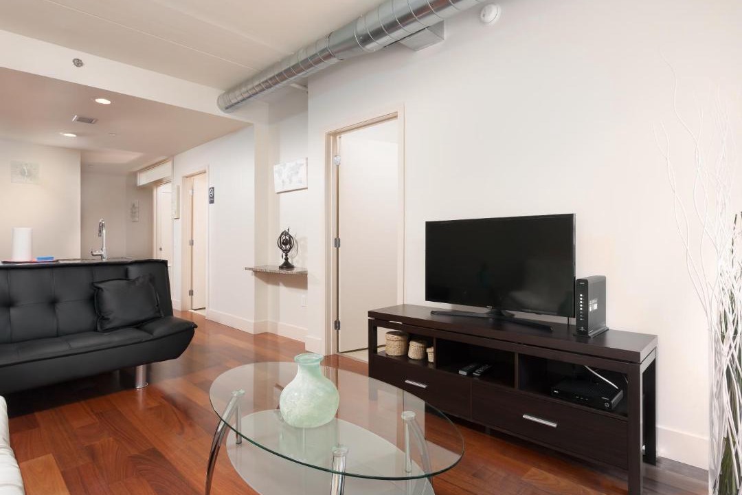 Photo of Livingroom in Center City West