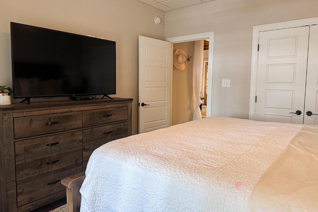 Photo of Bedroom in Sharps Chapel