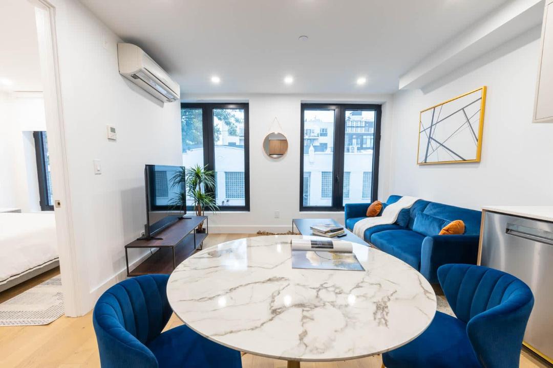 Photo of Livingroom in Greenpoint