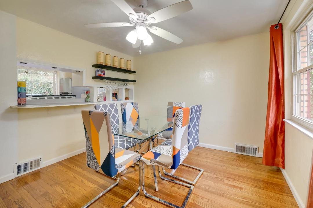 Photo of Livingroom in Mount Lebanon