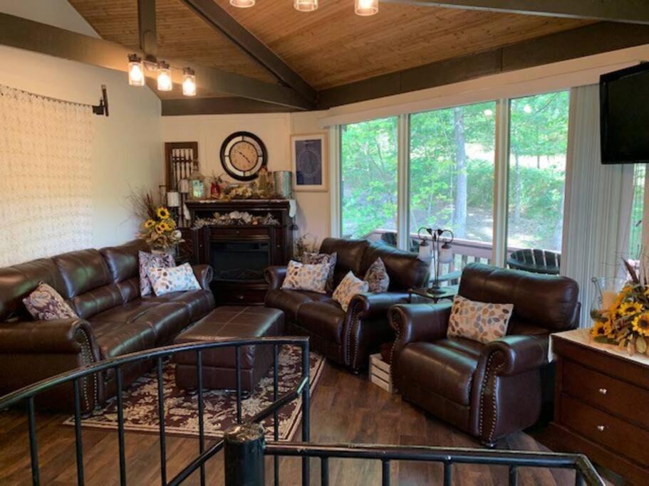 Photo of Livingroom in Bedford