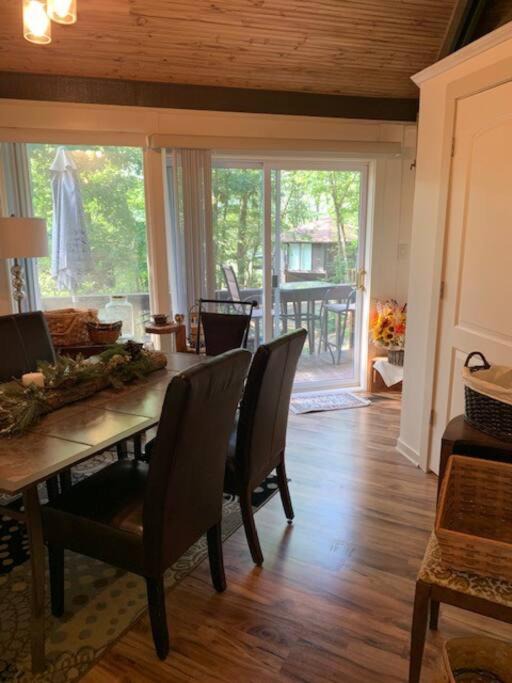 Photo of Livingroom in Bedford
