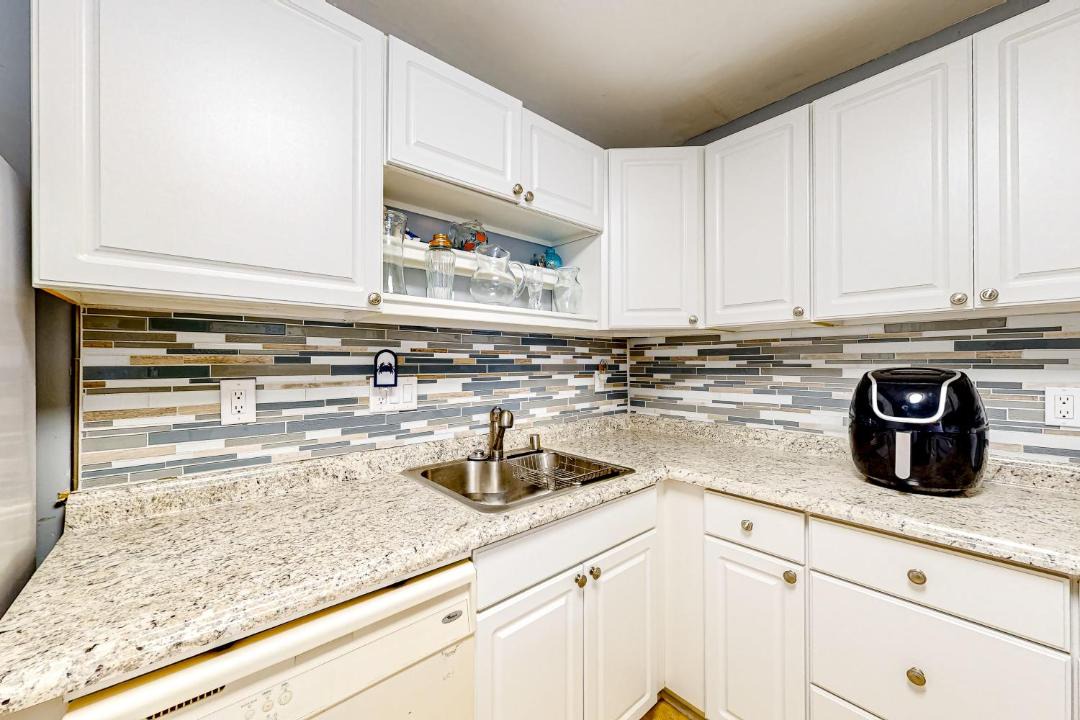 Photo of Kitchen in Caine Woods