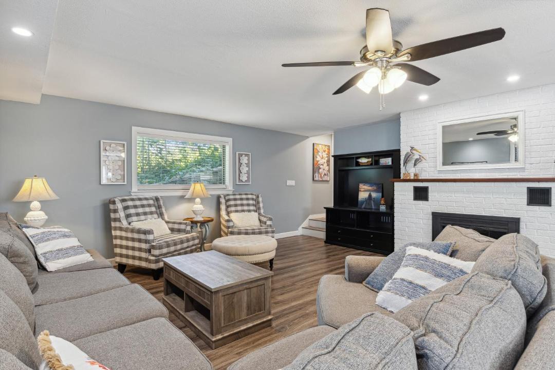Photo of Livingroom in Monticello