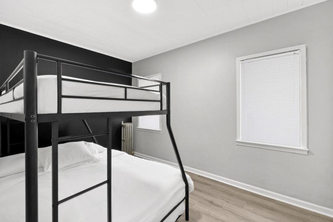 Photo of Bedroom in Constable Hook