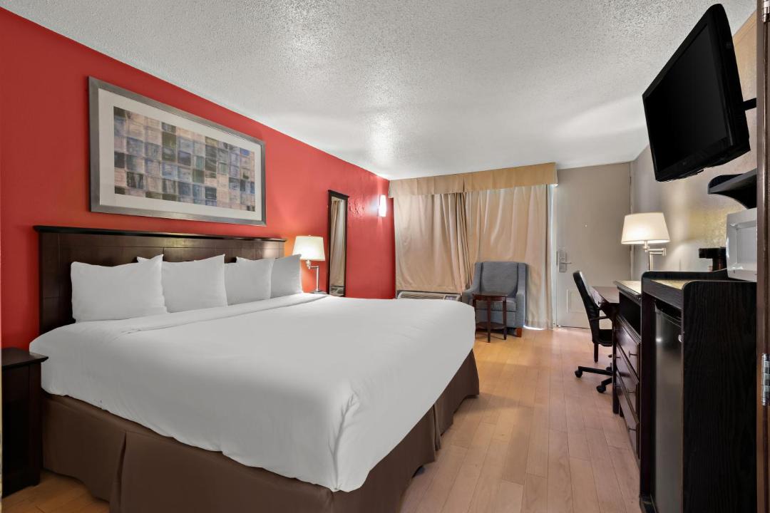 Photo of Bedroom in Wayne