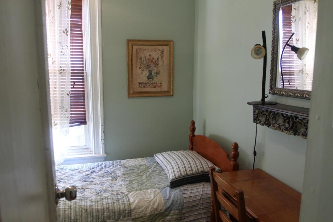 Photo of Bedroom in Newark