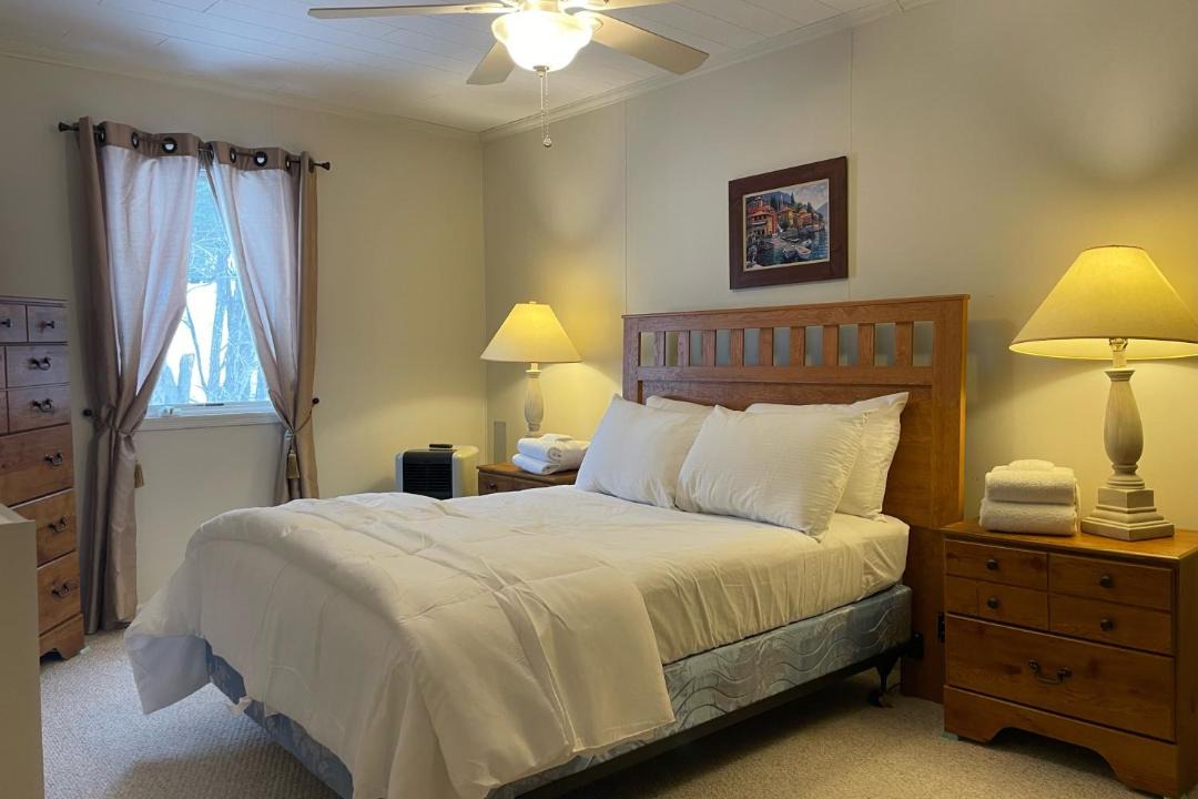 Photo of Bedroom in Paradise Point