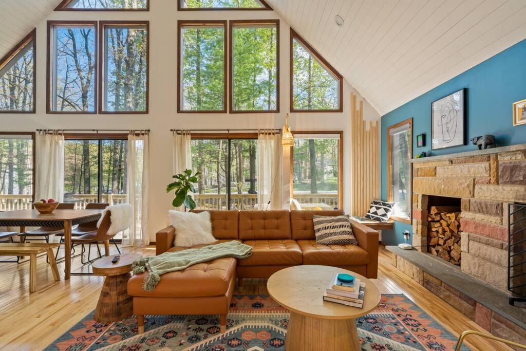 Photo of Livingroom in East Stroudsburg