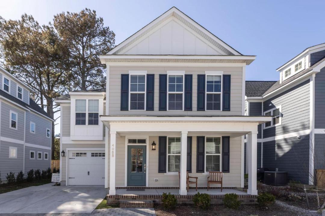 Photo of Buildings in Northeast Virginia Beach