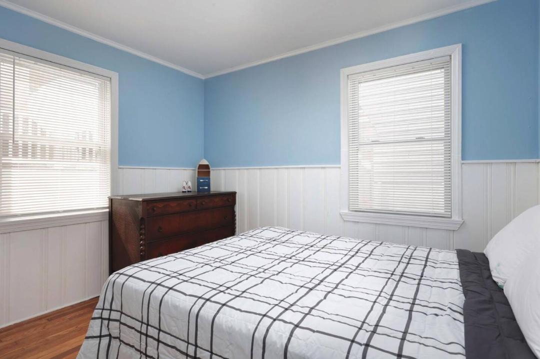 Photo of Bedroom in Seaside Heights
