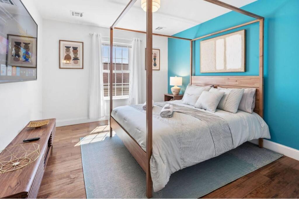 Photo of Bedroom in Weequahic