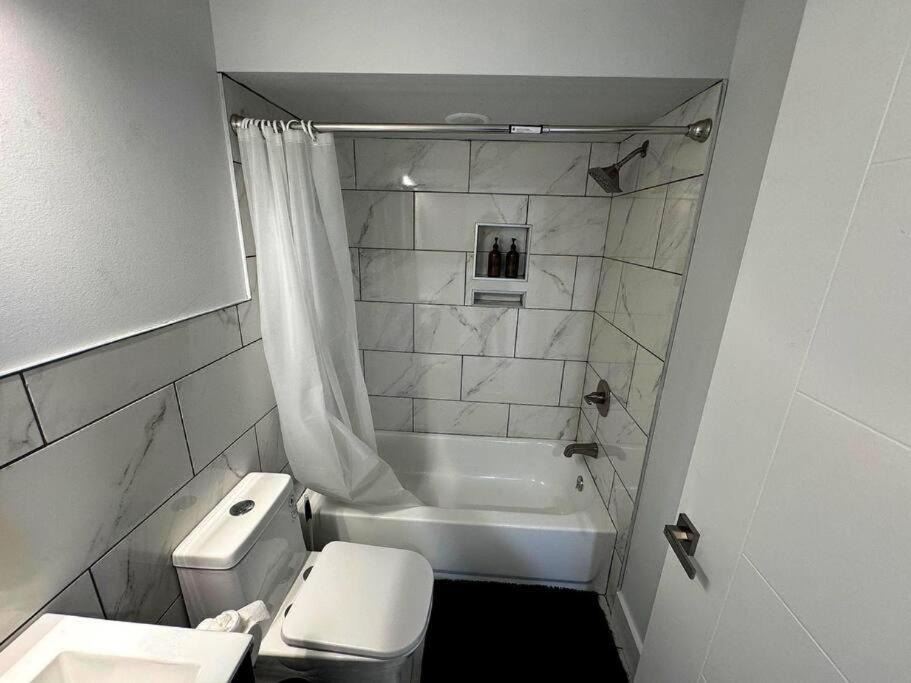 Photo of Bathroom in North Philadelphia East