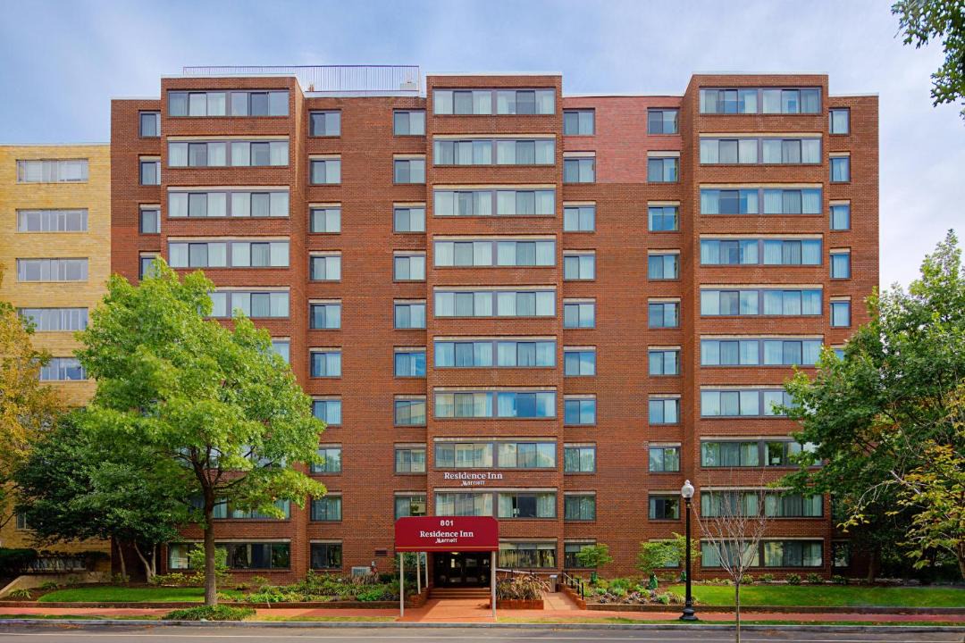 Photo of Others in Foggy Bottom