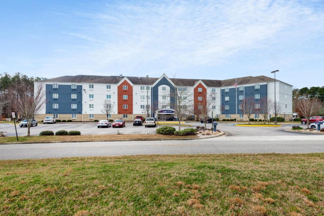 Photo of Buildings in Western Branch North