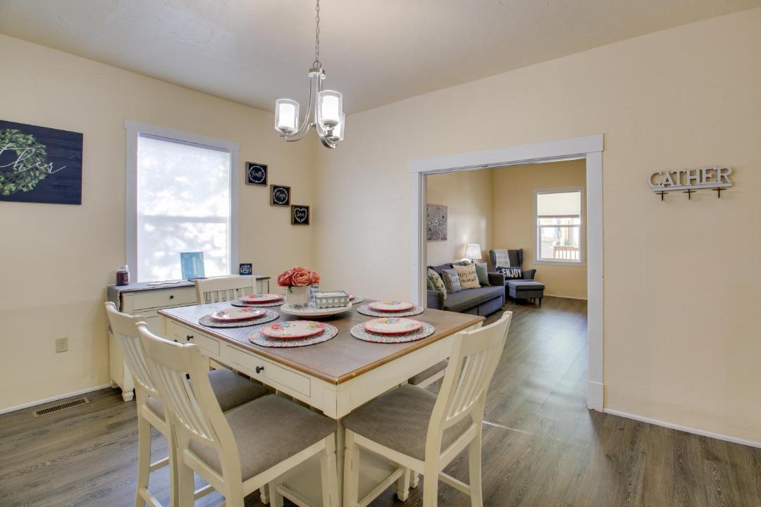 Photo of Livingroom in Hot Springs