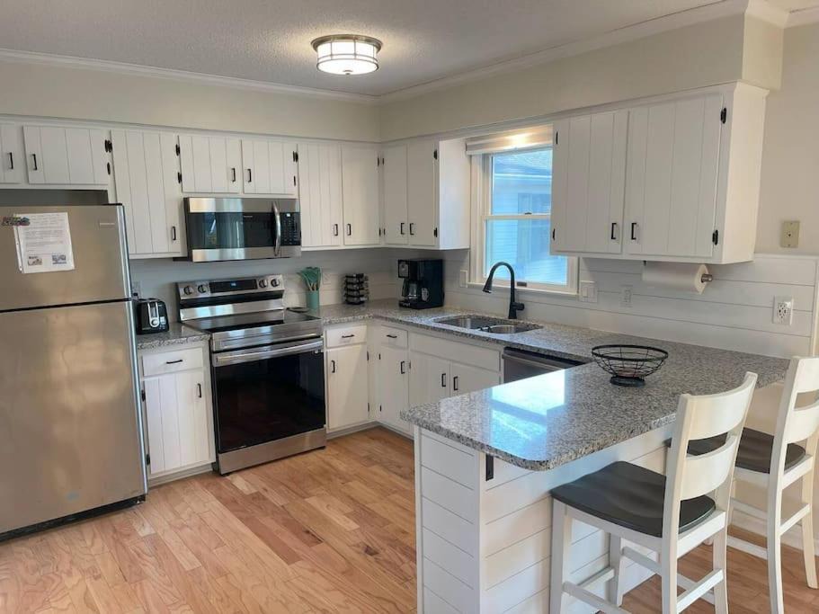 Photo of Kitchen in Caine Woods