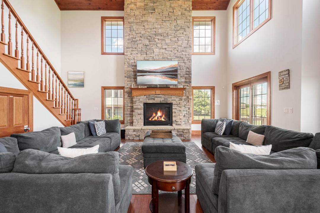 Photo of Livingroom in Waterfront Greens
