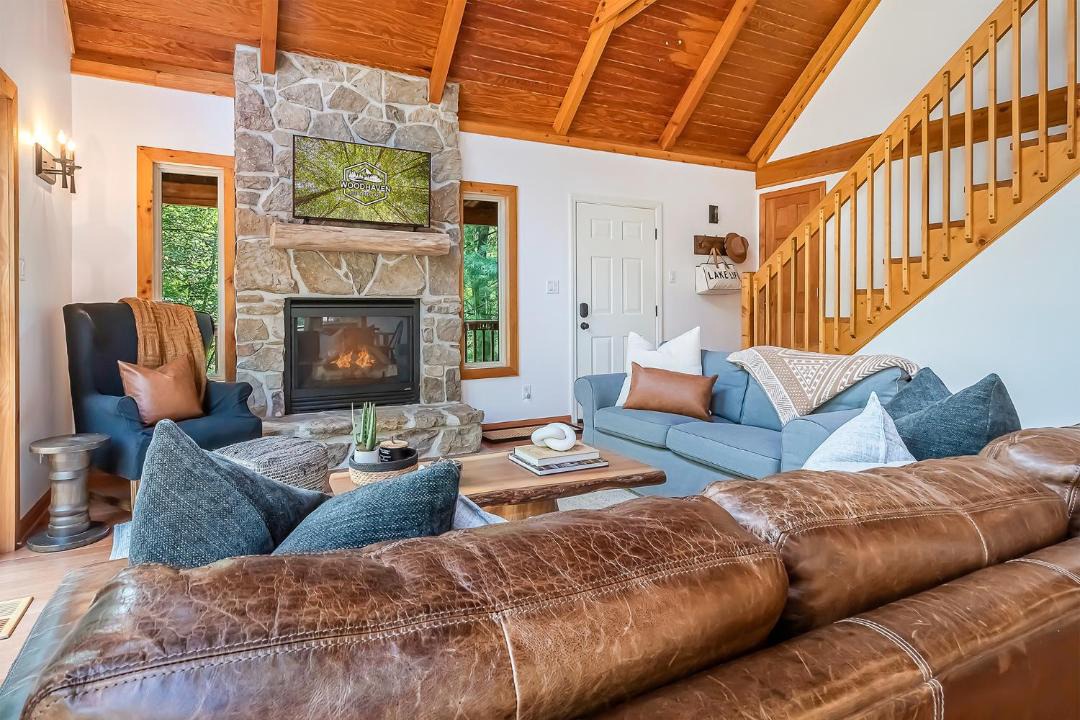Photo of Livingroom in North Glade Hills