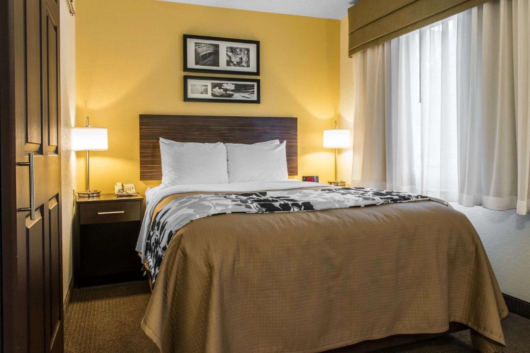 Photo of Bedroom in South Hills