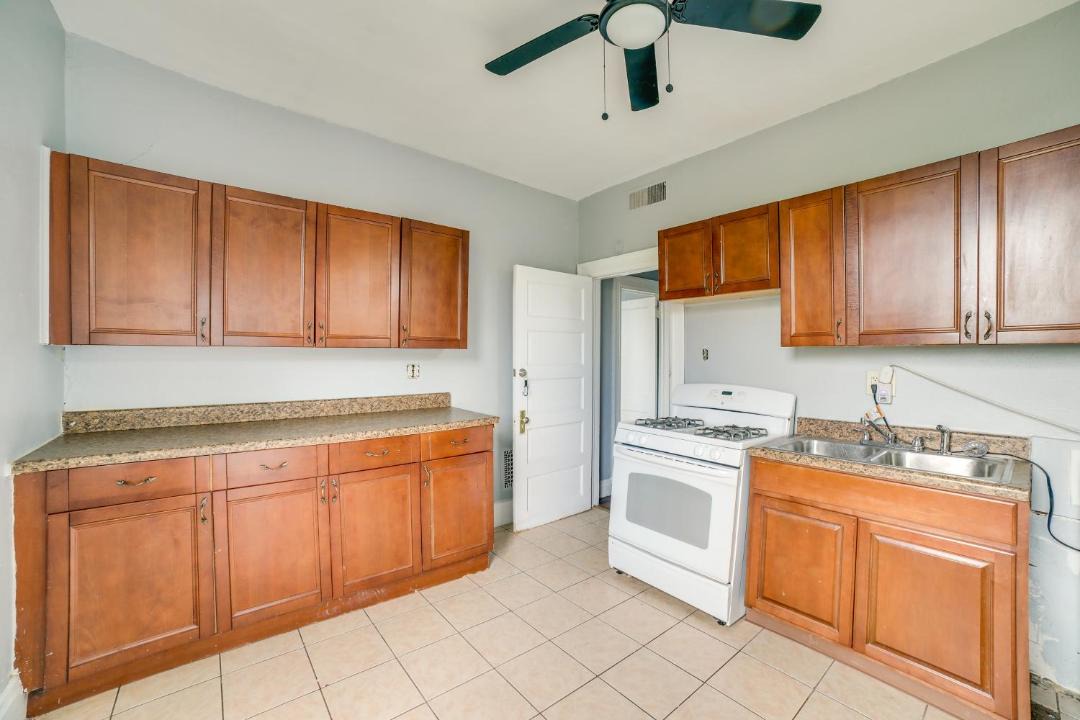 Photo of Kitchen in Ross Township
