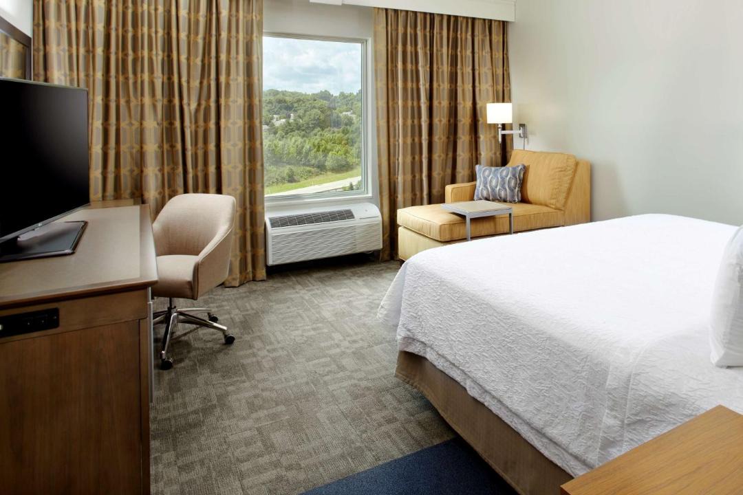 Photo of Bedroom in South Hills