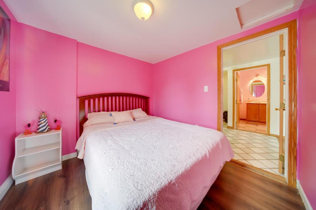 Photo of Bedroom in Geneva-on-the-Lake