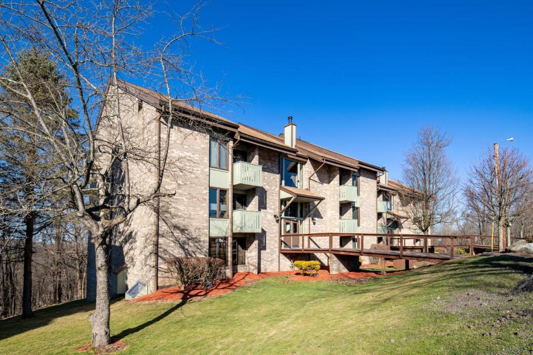 Photo of Buildings in Seven Springs