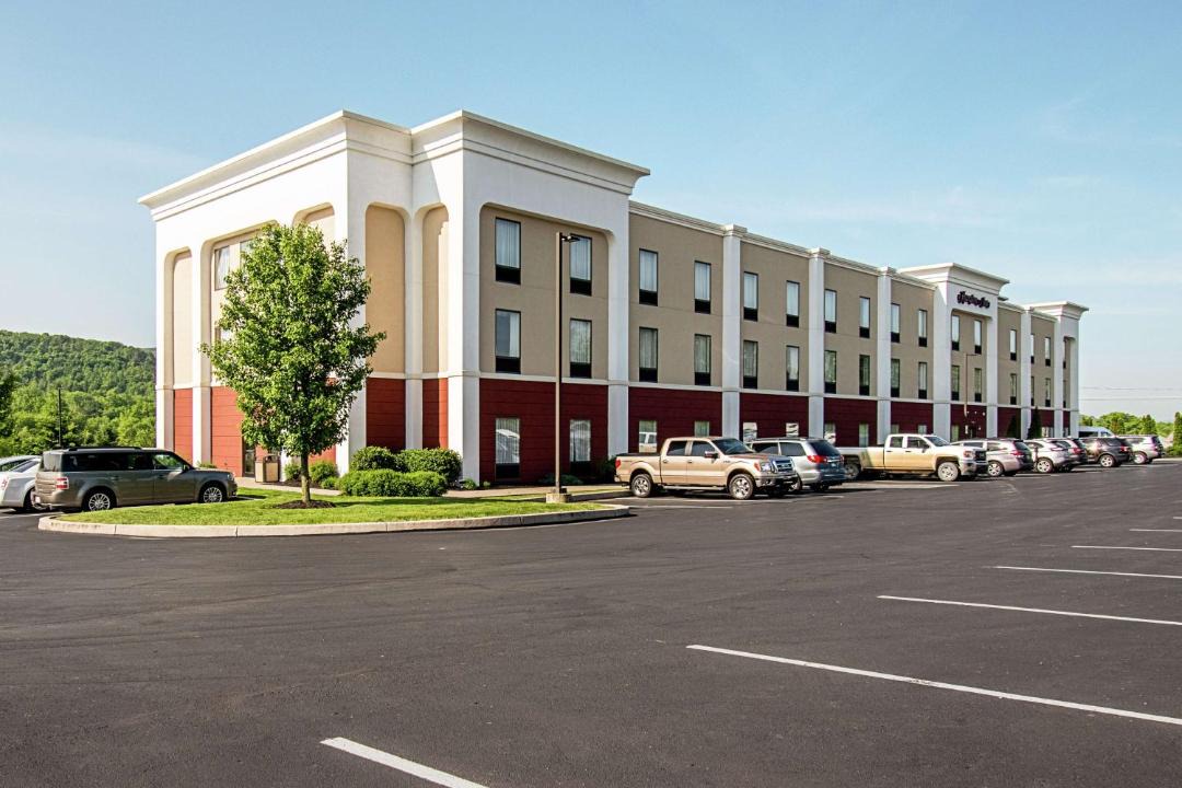 Photo of Buildings in Pine Grove