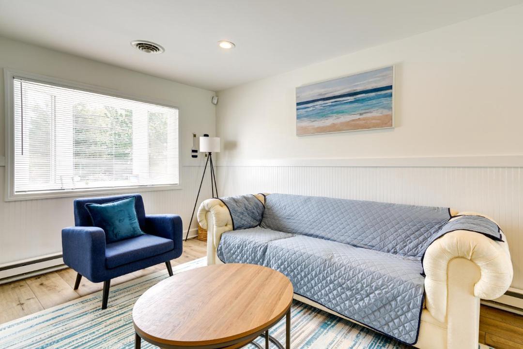 Photo of Livingroom in Beach Haven West