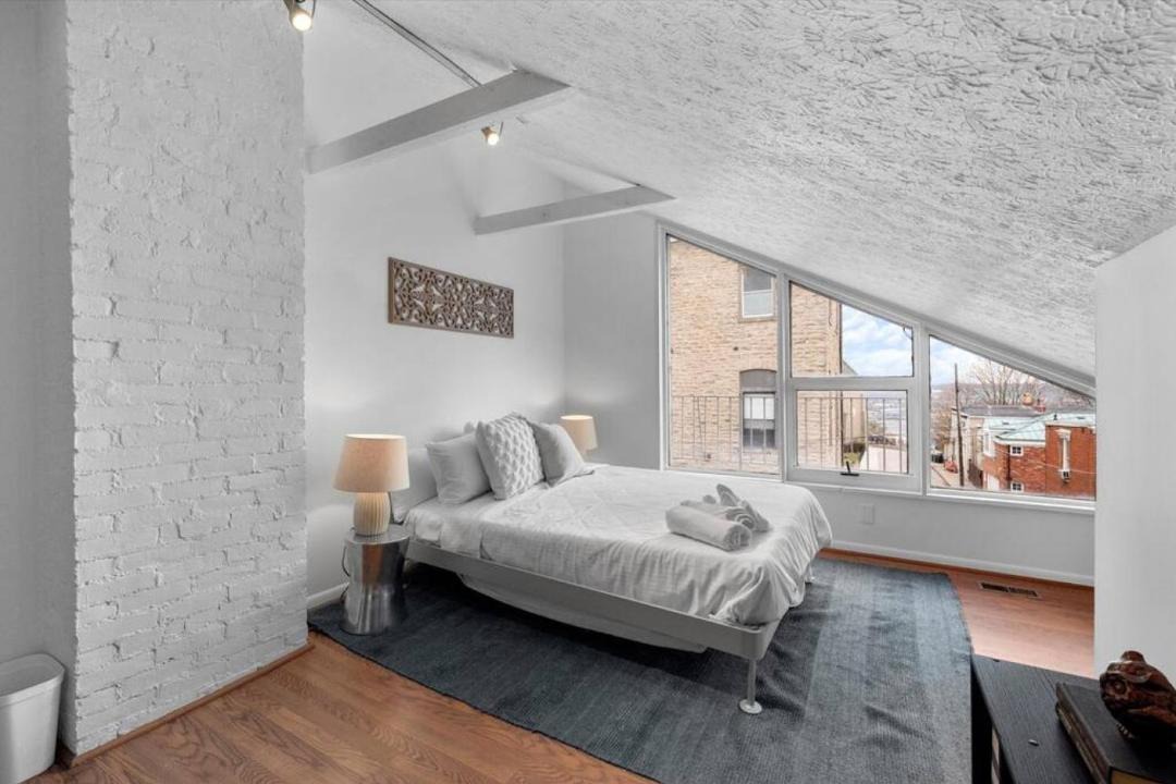 Photo of Bedroom in Mount Adams