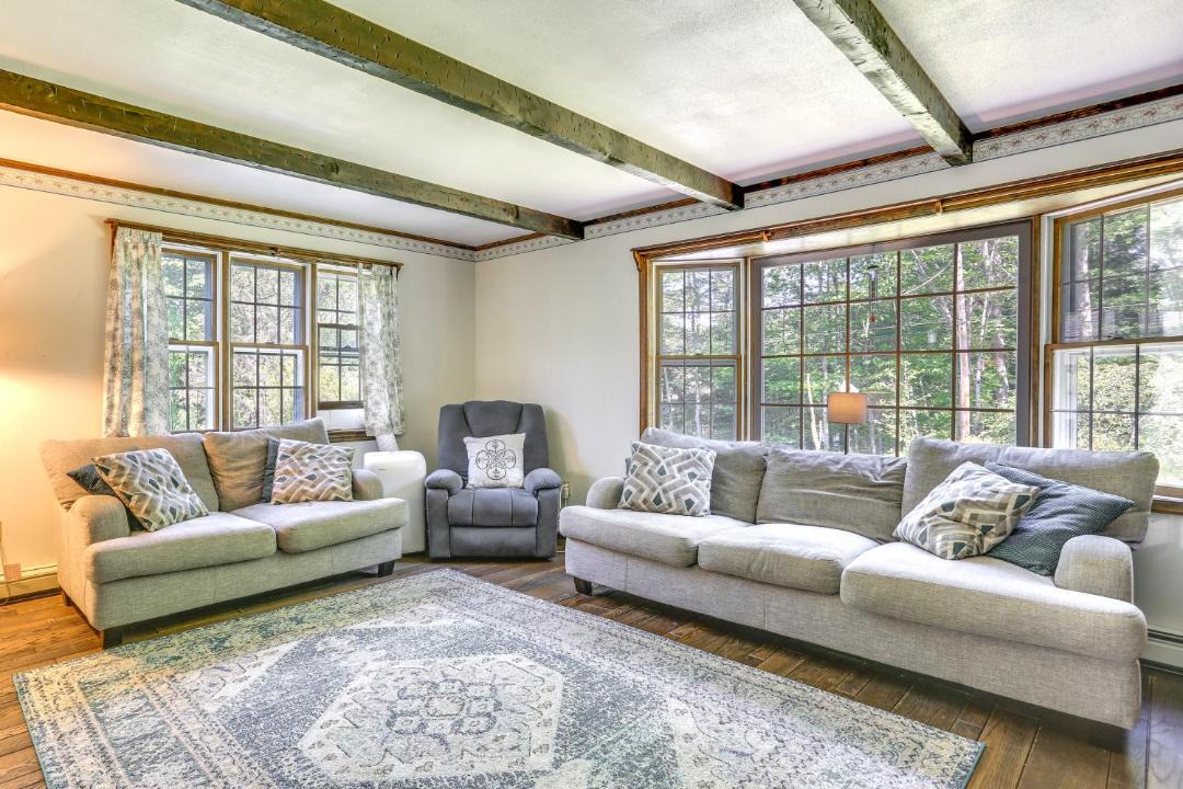 Photo of Livingroom in Sparrow Bush