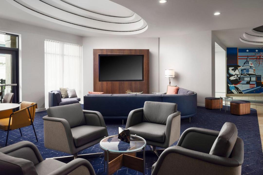 Photo of Livingroom in Navy Yard