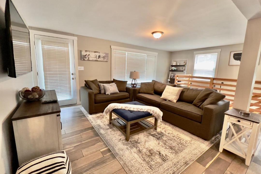 Photo of Livingroom in Bakerton