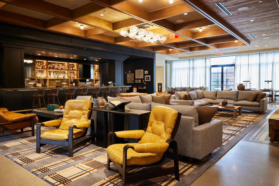 Photo of Livingroom in Scioto Mile