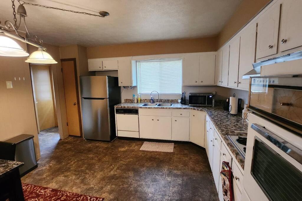 Photo of Kitchen in Euclid