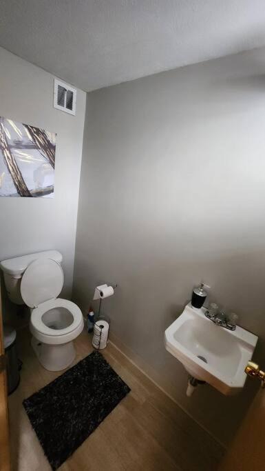 Photo of Bathroom in Euclid