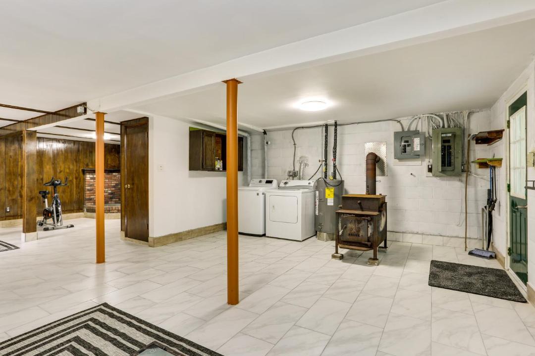 Photo of Livingroom in Town of Lumberland