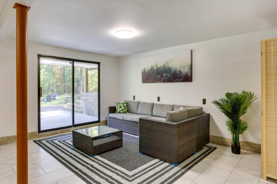 Photo of Livingroom in Town of Lumberland