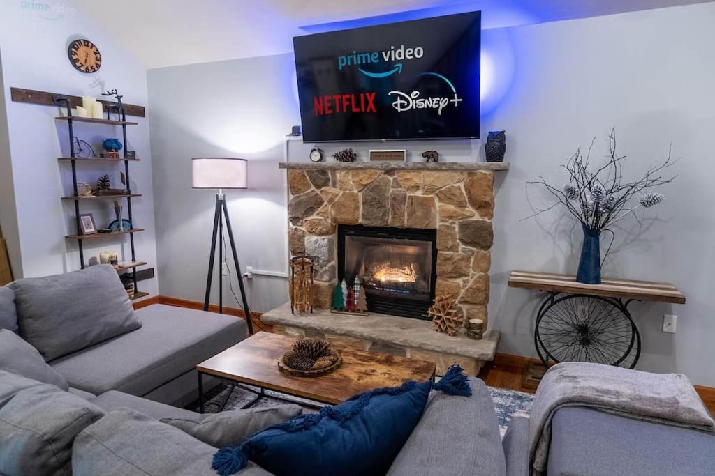 Photo of Livingroom in Bushkill