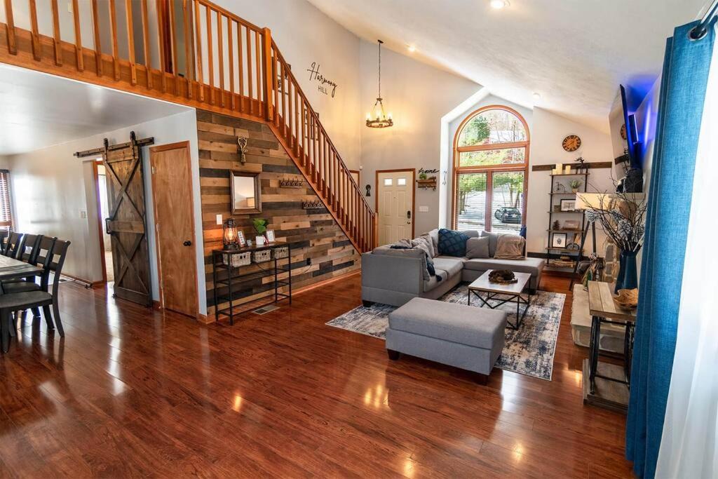 Photo of Livingroom in Bushkill