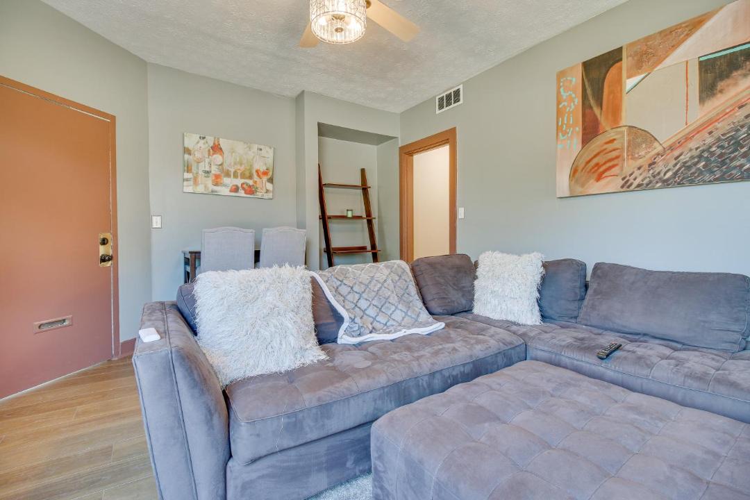 Photo of Livingroom in Dayton