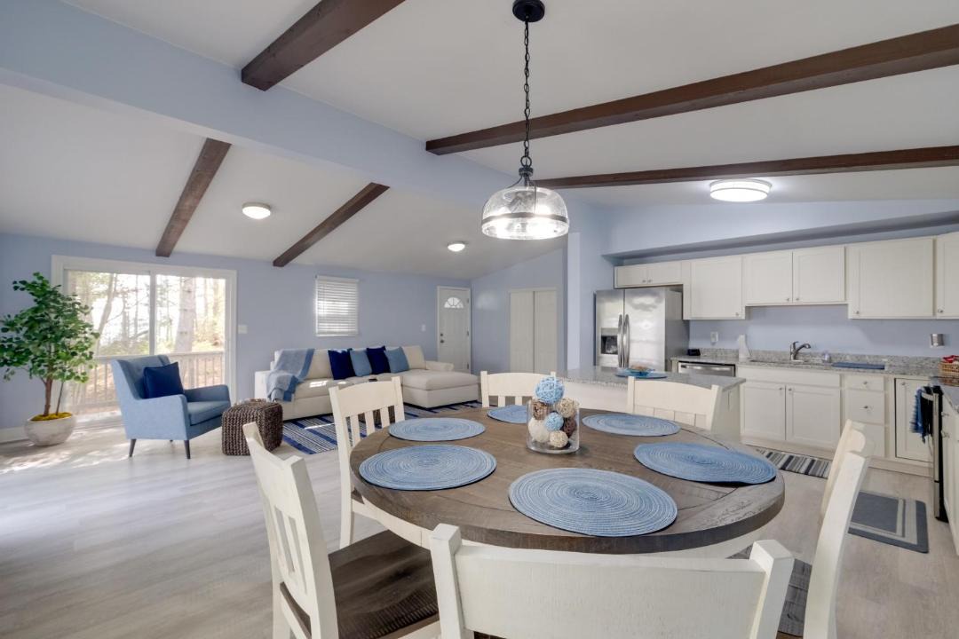 Photo of Livingroom in Chesapeake Ranch Estates-Drum Point