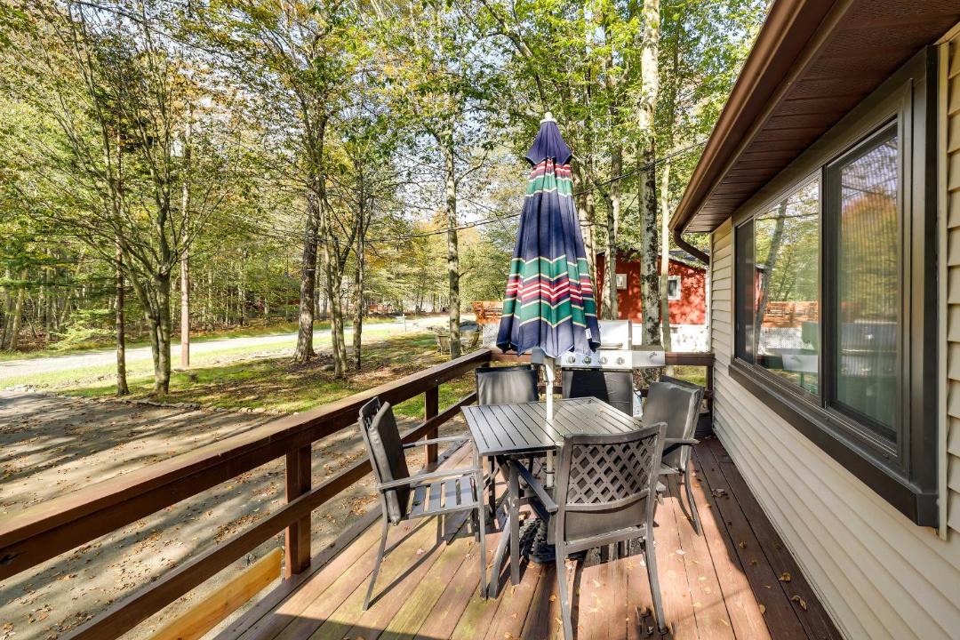 Photo of Patio Balcony in Pocono Lake