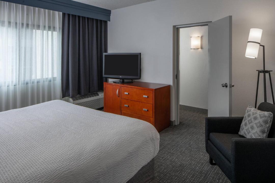 Photo of Bedroom in White Station