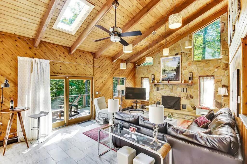 Photo of Livingroom in Bushkill