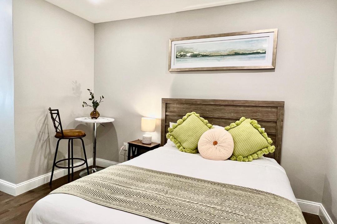 Photo of Bedroom in Logan Square