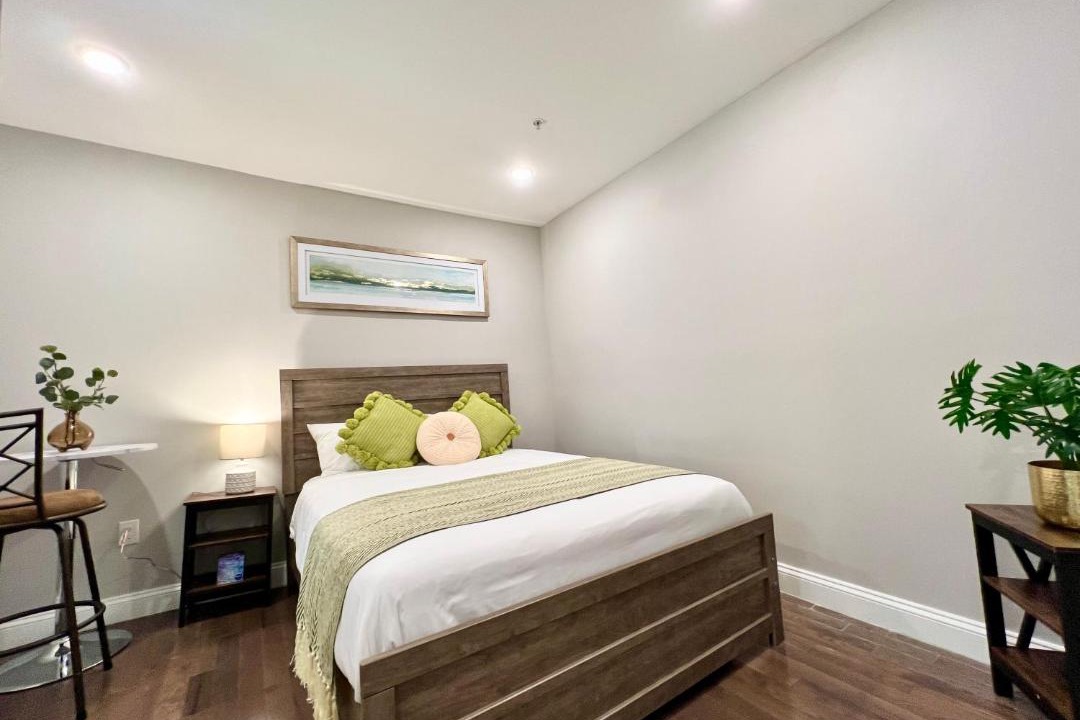 Photo of Bedroom in Logan Square