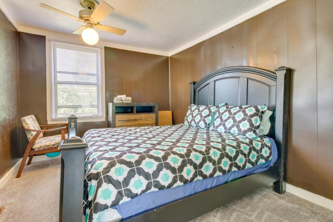 Photo of Bedroom in Lincoln Heights