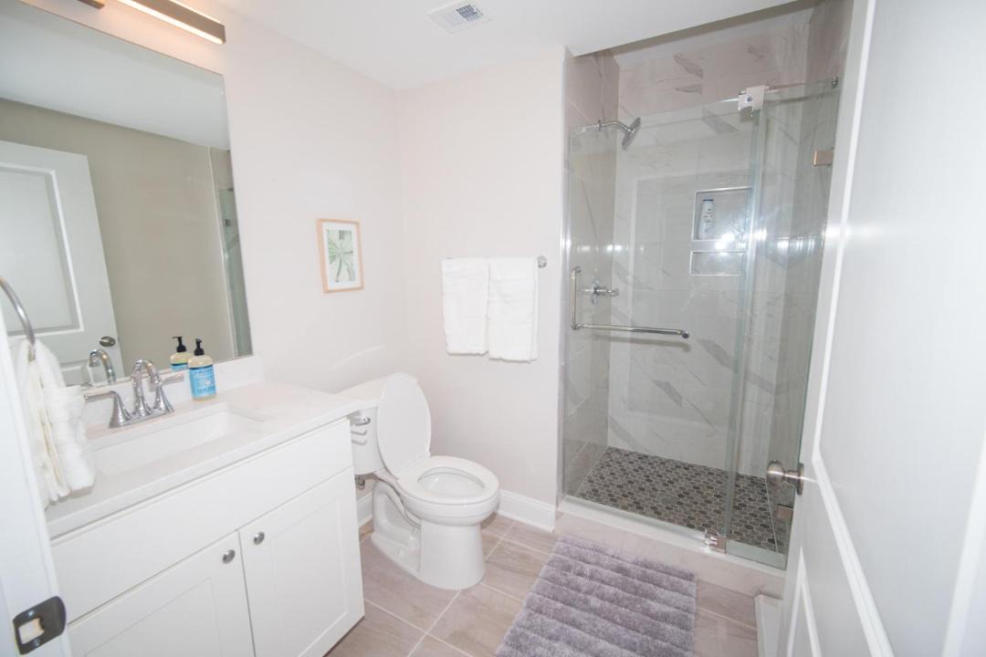 Photo of Bathroom in Brightwood Park